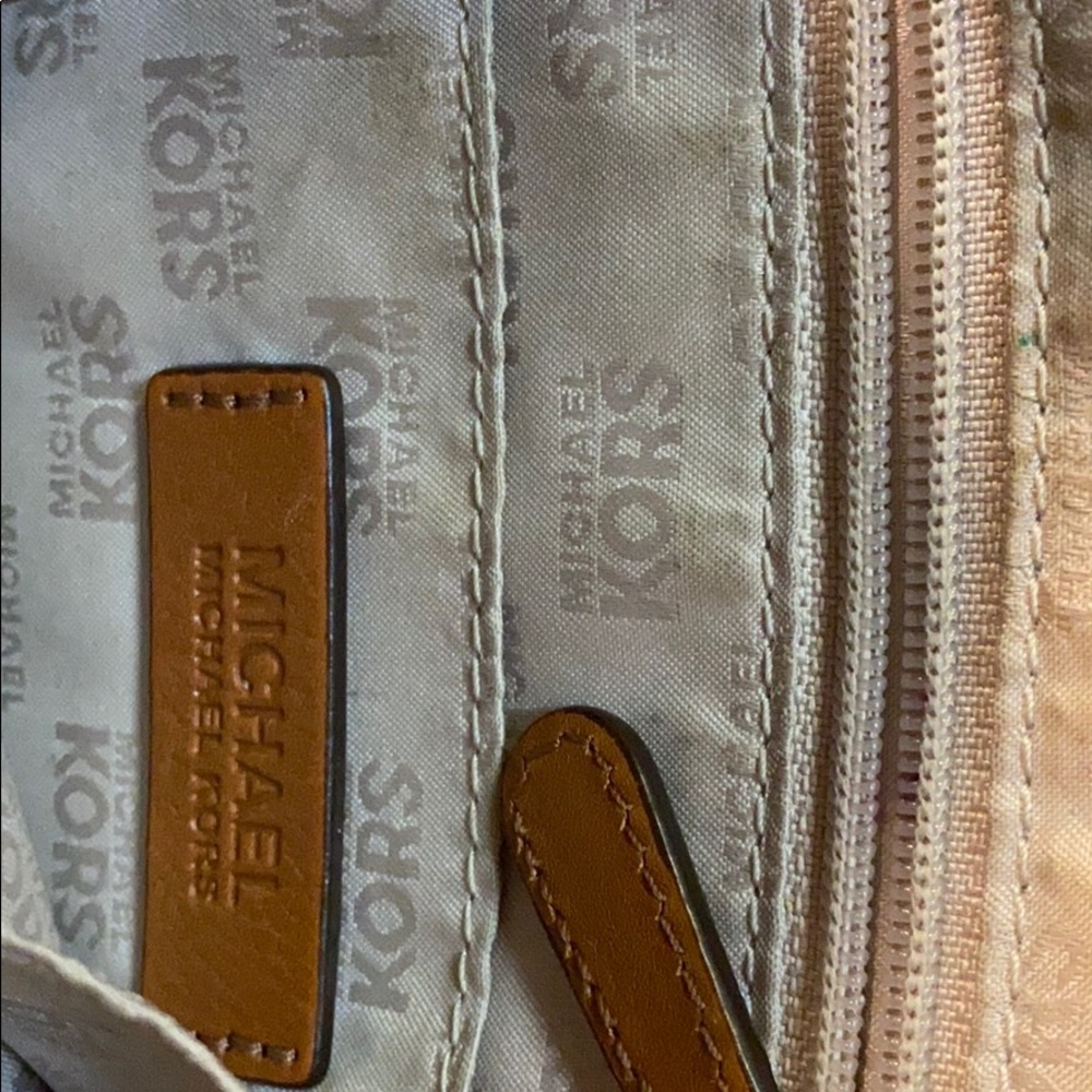 Authentic Michael Kors Handbag - image 3